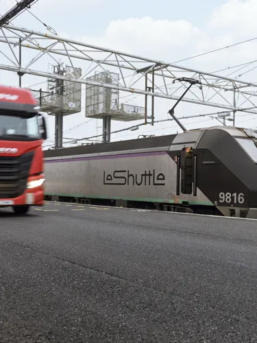 Freight Shuttle Train Information - Eurotunnel LeShuttle Freight
