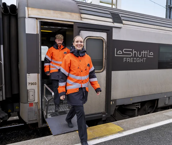 Freight Shuttle Train Support & Help - Eurotunnel LeShuttle Freight